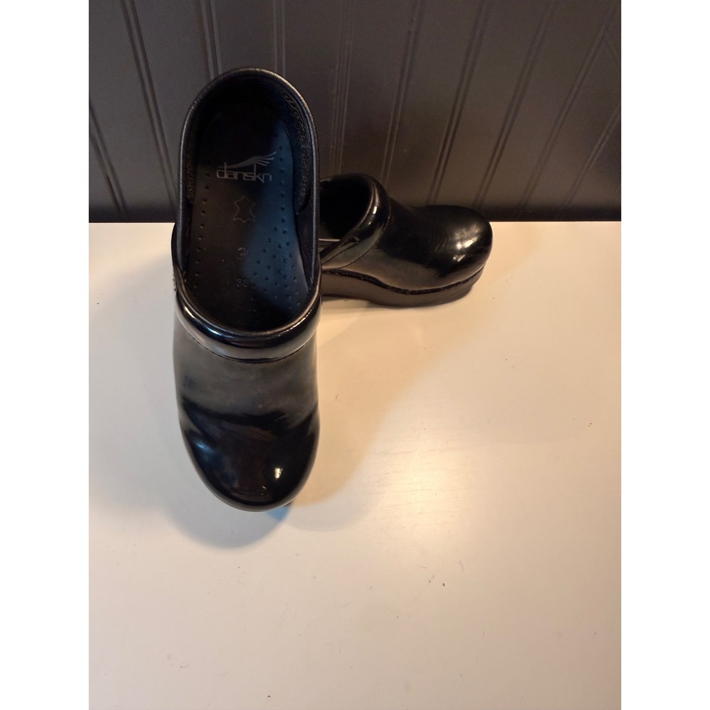 Dansko Professional Black Patent Leather Clogs Womens 38 Shoes
